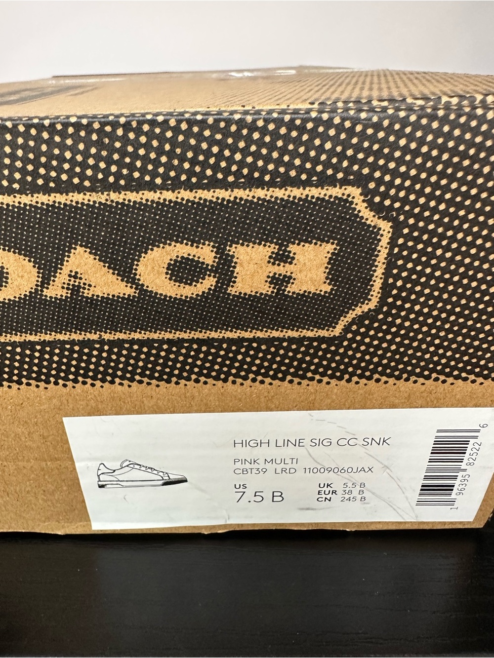Coach Women’s High Line Sneaker
In Pink Signature Canvas Size 7.5 - Picture 11 of 11